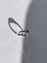 Load image into Gallery viewer, Oval Ring With Amethyst
