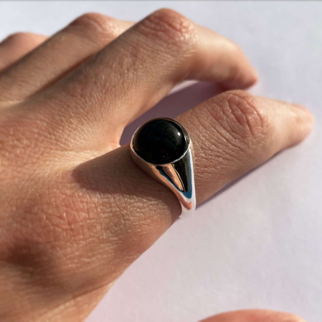 Orb Ring with Onyx